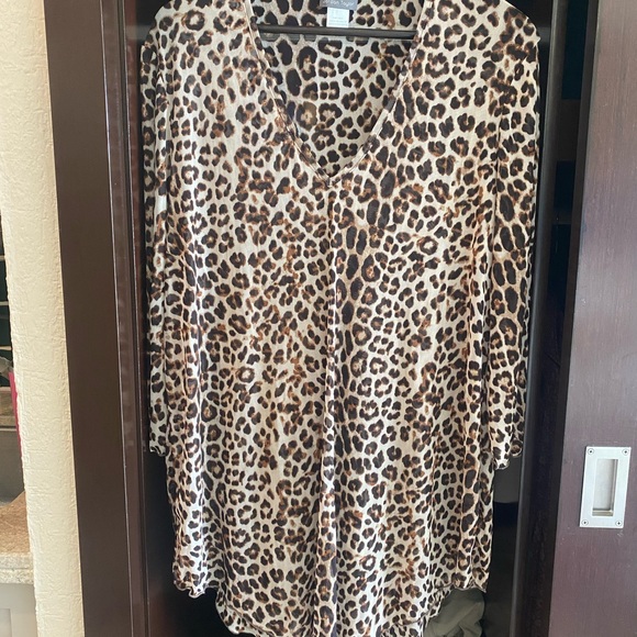 Swim Cover-up - Size L - Washed but never worn as I have short arms! - Picture 3 of 5